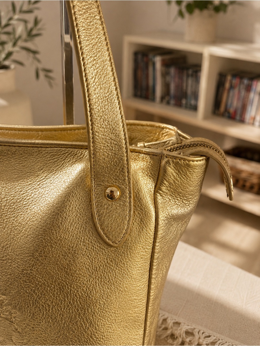 Lauren Ralph Lauren Metallic Gold LXVII Crest Tote Bag LG Shopper Shoulder Purse - Picture 5 of 13